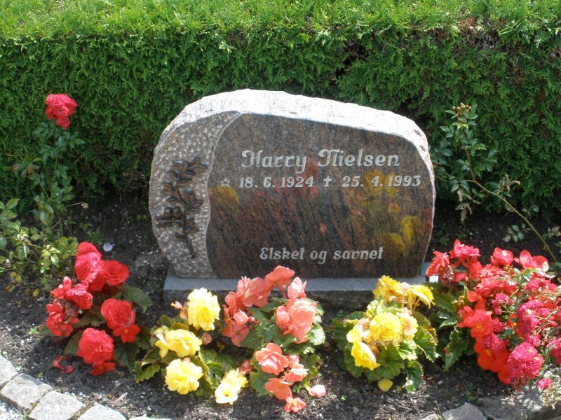 Harry Nielsen.JPG